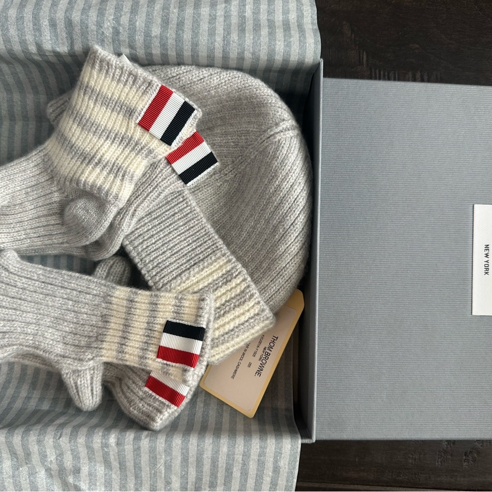 Thom Browne Gray Ribbed Socks and Beanie Set